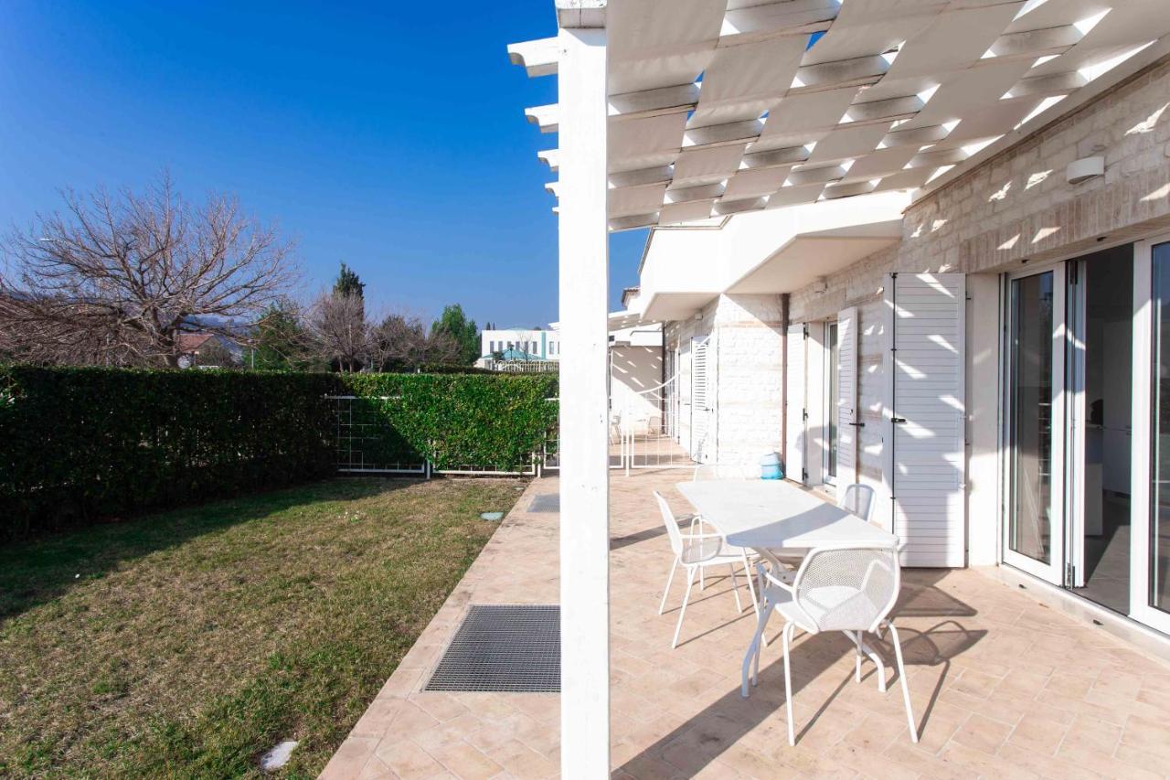 Apartament S018 - Sirolo, Nuovissimo Trilocale In Pietra Con Giardino Dx Zewnętrze zdjęcie